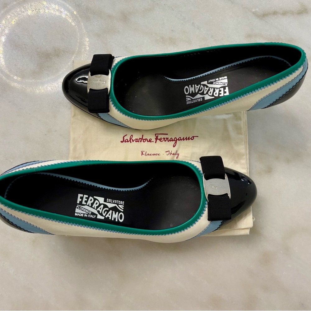 Salvatore Ferragamo Women's Vara Pump